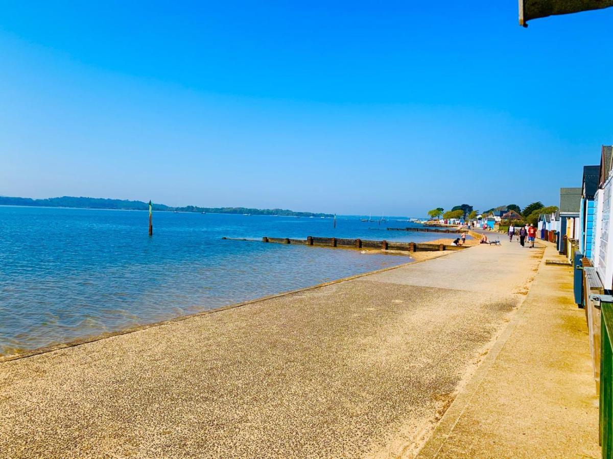 Quayside Close Holiday Apartments Poole Extérieur photo